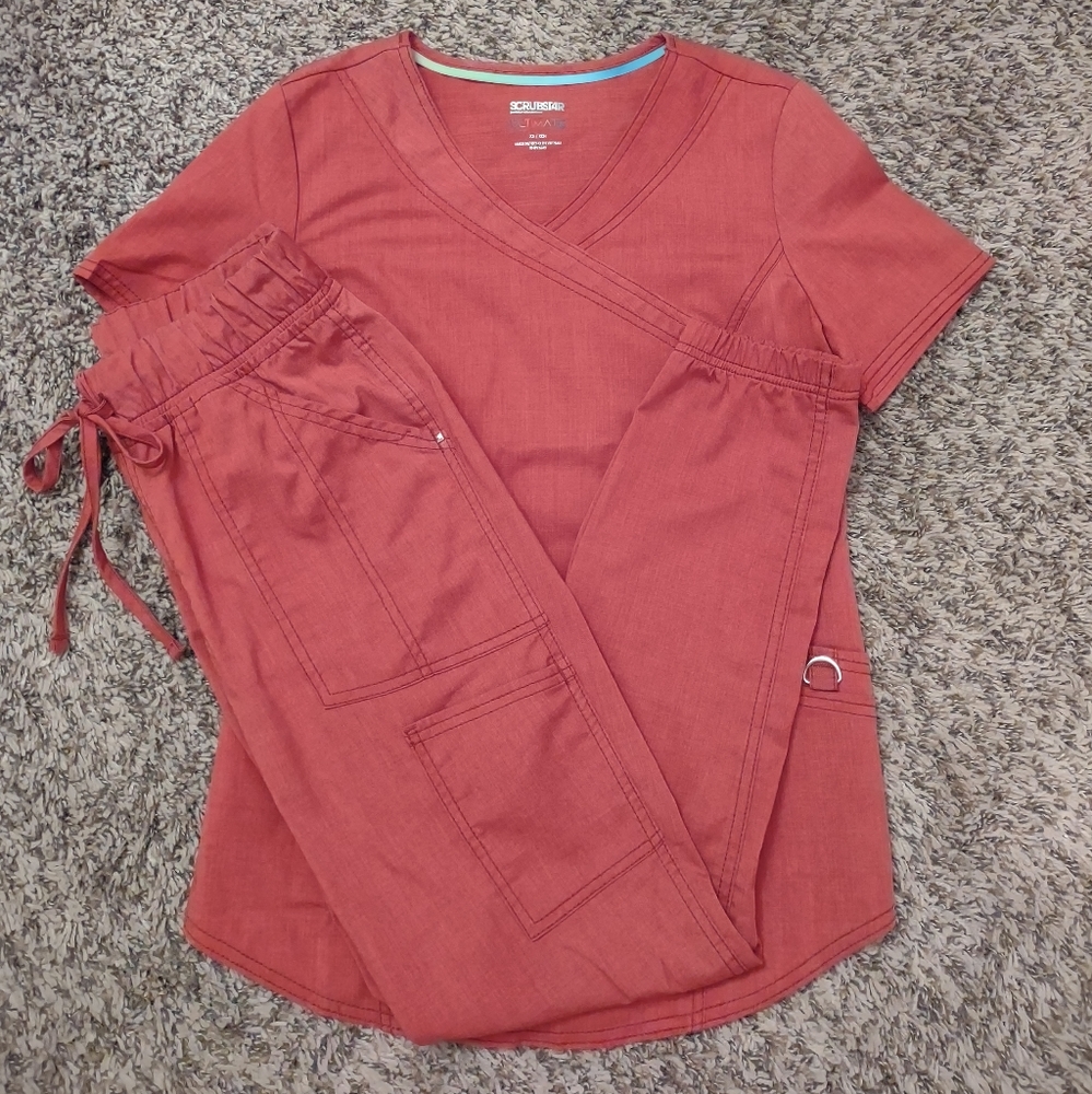 XS scrub set